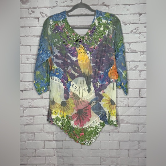 Rain Tops - ✨ RAIN Boho Crochet Floral Tunic Top / Free-Spirited Style / Size Med